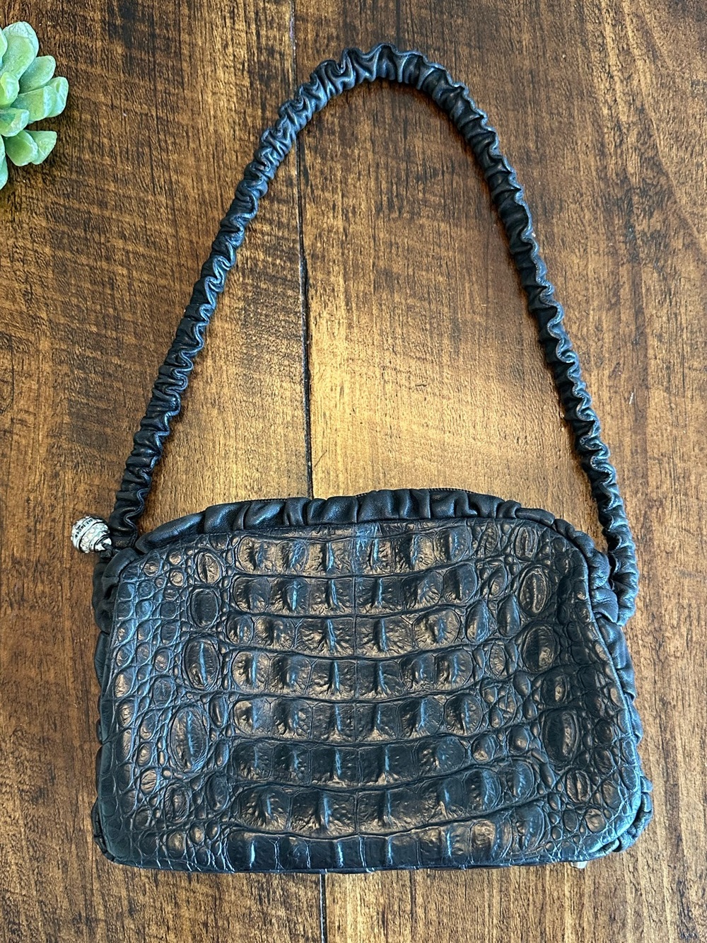 Paola del Lungo | Vintage Black Croc Embossed Leather Shoulder Bag
